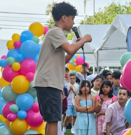 Niño de 11 años le predica a más de Mil niños en EE.UU: Jesús los ama | Radio Tiempo la radio cristiana online de Venezuela
